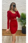 Kırmızı Örme Crep Kumaş Kemerli Kare Yaka Mini Elbise