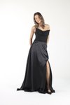 Straplez Siyah Üst Kısmı Simli Saten Uzun Abiye Elbise