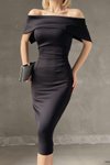 Siyah Scuba Kumaş Omzu Açık Sırt Dekolteli Midi Elbise