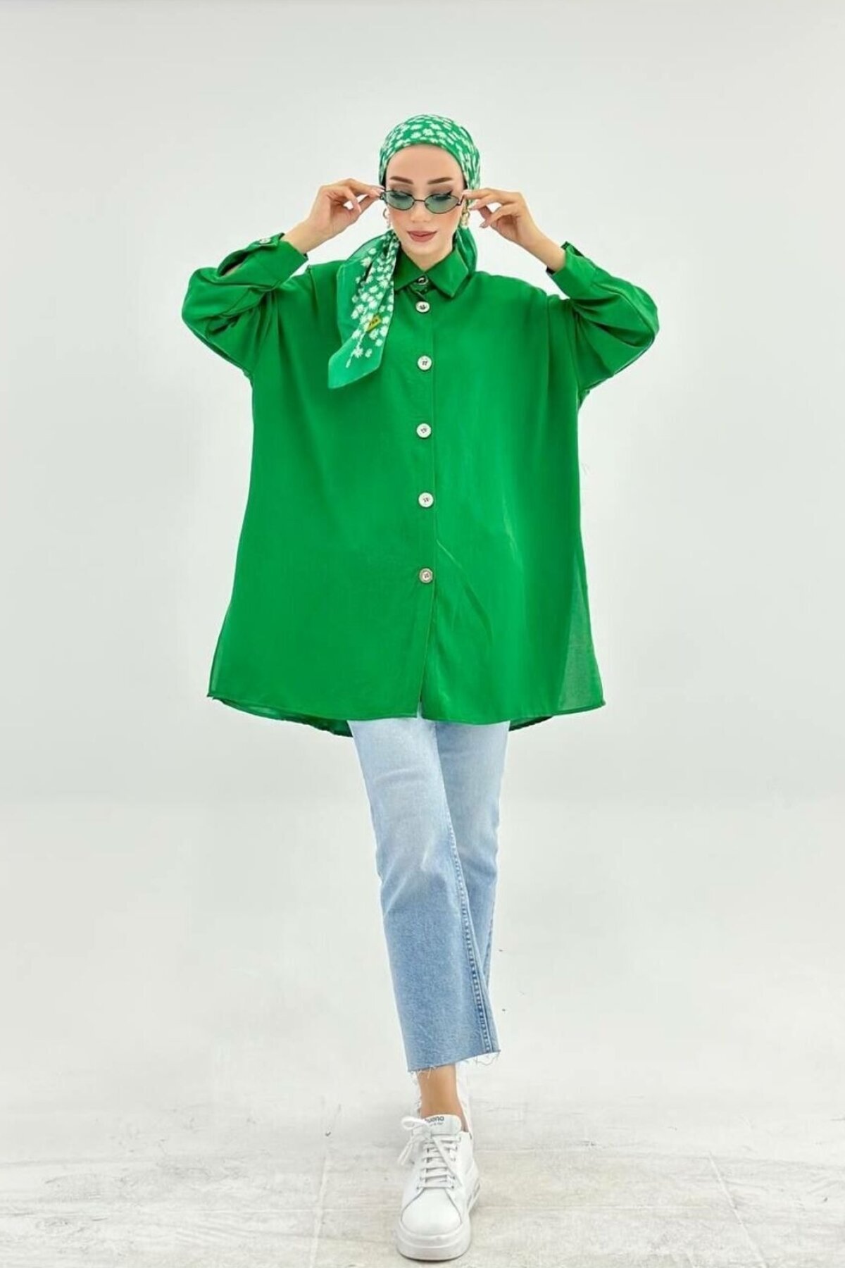 Cng Moda Beboton Yeşili Düğmeli Aerobin Gömlek