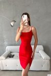 Kırmızı İthal Krep Kumaş İnce Askılı Yırtmaç Detay Mini Elbise