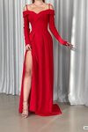 Kırmızı İnce Askılı Uzun Kol Yırtmaç Detay İthal Krep Kumaş Abiye Elbise