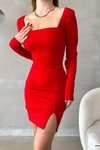 Kırmızı Kare Yaka Uzun Kol Yırtmaç Detay İthal Krep Kumaş Mini Elbise