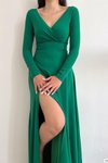 Yeşil Kruvaze Yaka Uzun Kol Yırtmaç Detay İthal Krep Kumaş Basic Abiye Elbise