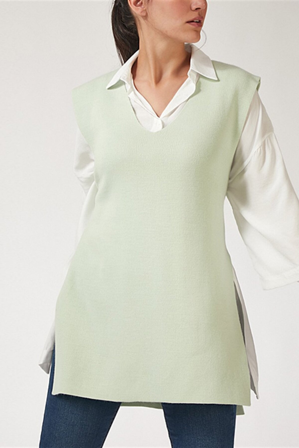 Mint Yeşili V Yaka Bağlama Panço - AQE FASHION