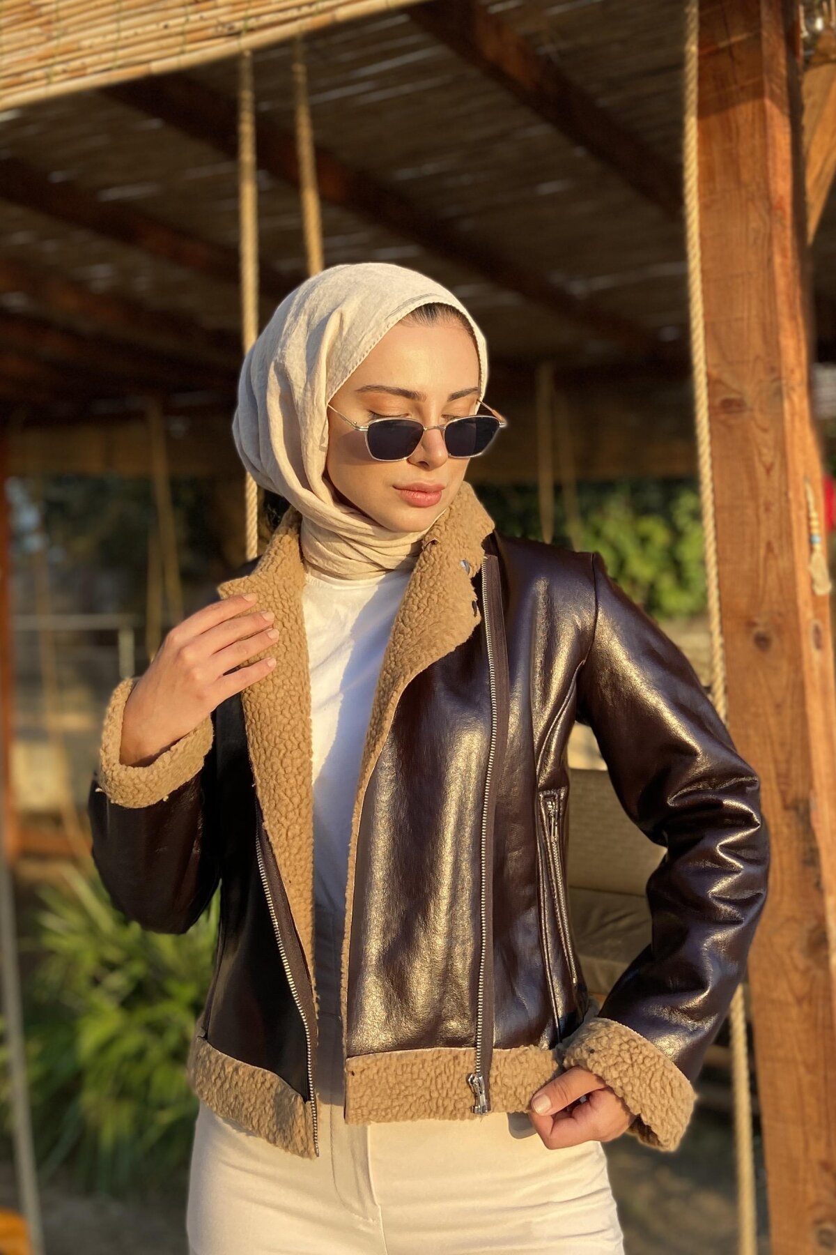 Kahve İci Kürklü Sunni Deri Kaban - meqlife