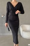 Siyah Kemerli Scuba Kumaş İnci Detaylı Uzun Kol Midi Elbise