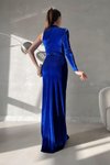 Saks Mavisi Balıkçı Yaka Taş Detay Tek Kol Kadife Kumaş Uzun Abiye Elbise