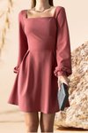Gül Kurusu Kare Yaka Uzun Kol İthal Krep Kumaş Basic Mini Elbise