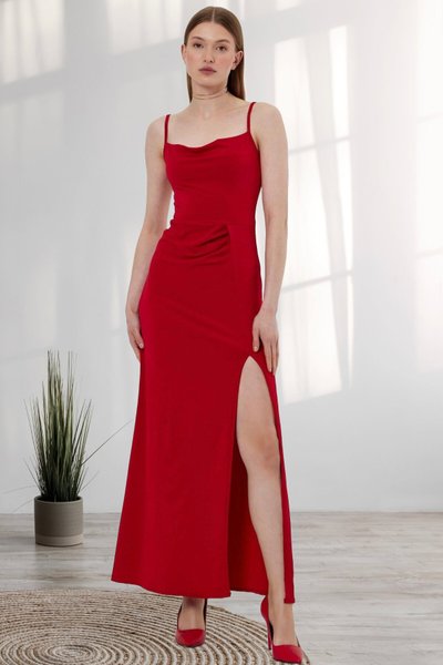 Askılı Kırmızı Derin Yırtmaçl�ı Trend Uzun Abiye Elbise