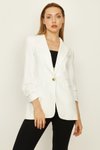 Beyaz Kruvaze Yaka Düğme Kapamalı Blazer Ceket