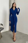 Saks Mavisi Kruvaze Yaka Uzun Kol Yırtmaç Detay Sandy Kumaş Midi Elbise