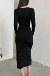 Siyah Kruvaze Yaka Uzun Kol Yırtmaç Detay Sandy Kumaş Midi Elbise