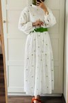 Yeşil Çiçek Nakışlı Kemer Hediyeli Brode Kumaş Elbise