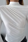 Beyaz Vanezia Kumaş Balıkçı Yaka Drapeli Bluz