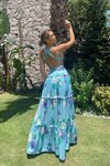 Sırt Dekolteli Mavi Krep Kumaş Çiçek Desenli Uzun Elbise