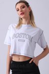 Beyaz Boston Yazılı Crop T-shirt