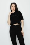 Siyah Yazı Detaylı Kısa Kollu Crop T-shirt