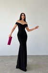 Siyah Krep Kumaş Kısa Kollu Kayık Yaka Yırtmaç Detay Uzun Abiye Elbise