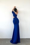 Tek Omuzlu Saks Mavisi İthal Krep Kumaş Bel Dekolteli Kol Yırtmaçlı Uzun Abiye Elbise