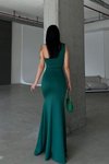 Yeşil Tek Omuzlu Göğüsü Transparan Detay Scuba Kumaş Yırtmaçlı Uzun Abiye Elbise