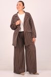 Kahverengi Büyük Beden Çizgili Blazer Ceket Pantolonlu Takım