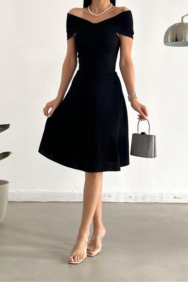 Black Imported Crepe Midi Graduation Evening Dress | RURIS