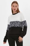 Beyaz Leopar Desenli Sweatshirt