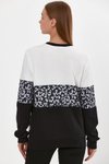 Beyaz Leopar Desenli Sweatshirt