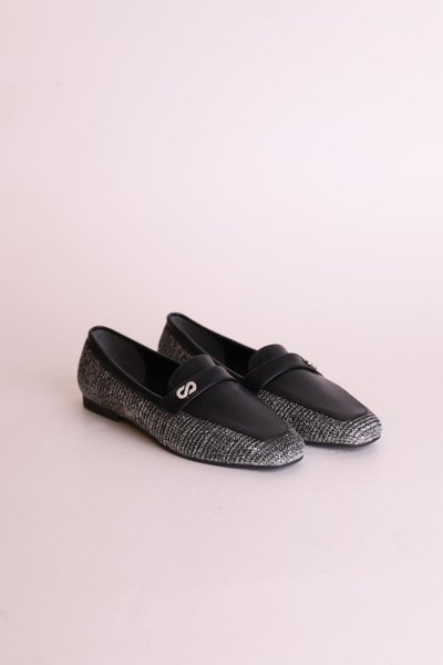 Siyah Tokalı Ayakkab�ı