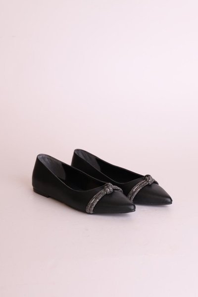 Siyah Taşlı Düz Taban Ayakkabı