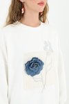 Ekru İki İplik Kumaş Nakışlı Ve Çiçekli Sweatshirt