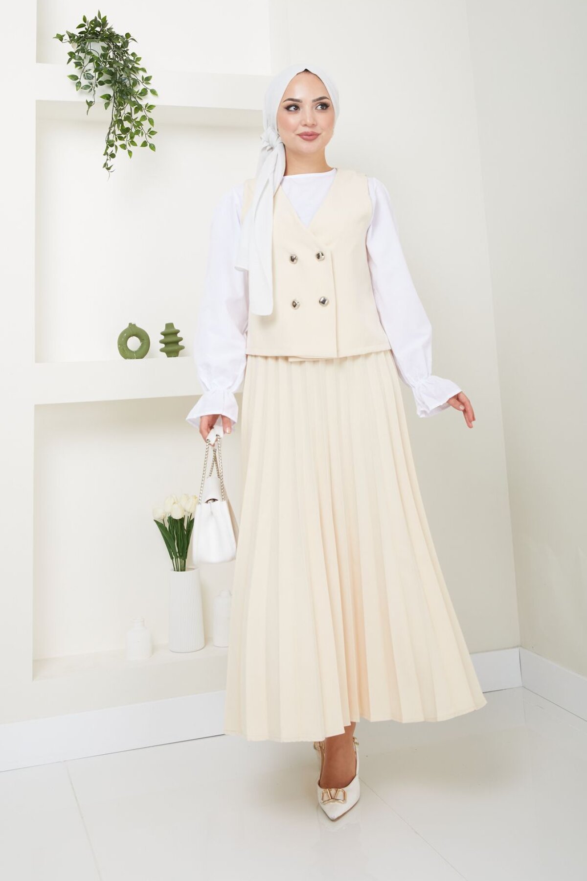 Cream Pleated Skirted Vest Set - VOLT CLOTHİNG