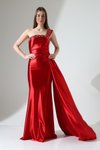 Tek Omuz Askılı Kırmızı Saten Kuma ş Taş Detaylı Kuyruklu Uzun Abiye Elbise