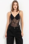 Siyah Askılı Çıtçıtlı Dantel Bodysuit
