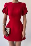 Kırmızı İç Astarlı Gizli Fermuarlı İnci Düğme Detaylı Arkası Fiyonklu Krep Kumaş Mini Elbise