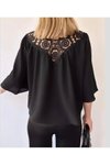 Siyah Ön Ve Arkası Dantel Dekolte Detay Flare Kol Bluz