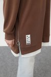 Kahverengi Modal Kumaş Arma Ve Fermuar Detaylı Sweatshirt