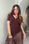 Acı Kahve Gold V Aksesuarlı Kısa Kollu Triko Bluz