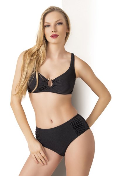 Siyah Toparlayıcı Aksesuarlı Bikini Takım