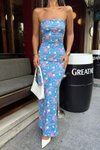 Mavi Çiçekli Straplez Desenli Uzun Elbise