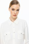 Ekru Çift Kapak Cepli Düğmeli Bluz