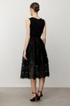 Siyah Dantel İşlemeli Midi Etek
