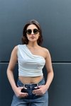 Beyaz Tek Omuzlu Büzgülü Crop Bluz