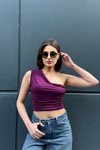 Mürdüm Tek Omuzlu Büzgülü Crop Bluz