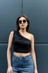Siyah Tek Omuzlu Büzgülü Crop Bluz