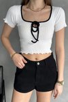 Beyaz Brska Model Yakası Biyeli Kurdaleli Bağlamalı Crop