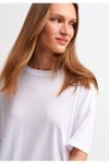 Beyaz Model Yumuşak Tuşeli Ovirsize Fit Basic T-shirt