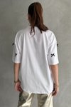 Beyaz Oversize Kurdele Detaylı Tshirt