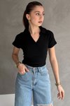 Siyah Kısa Kollu Yaka Detaylı V T-shirt